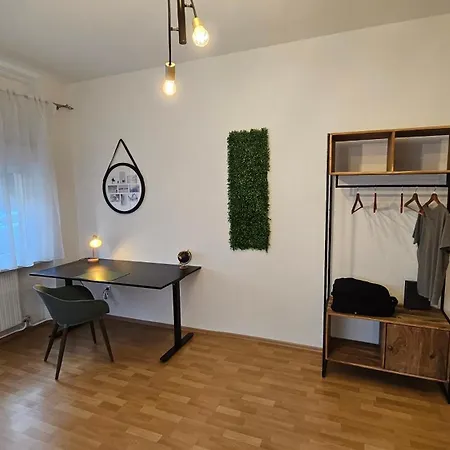 3 Kueche Bad 80m2 Am Messplatz Апартаменты Пфорцхайм